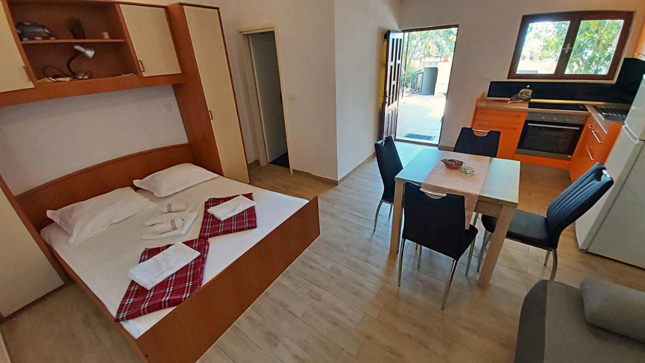 Apartments Gajo Omiš Exterior foto