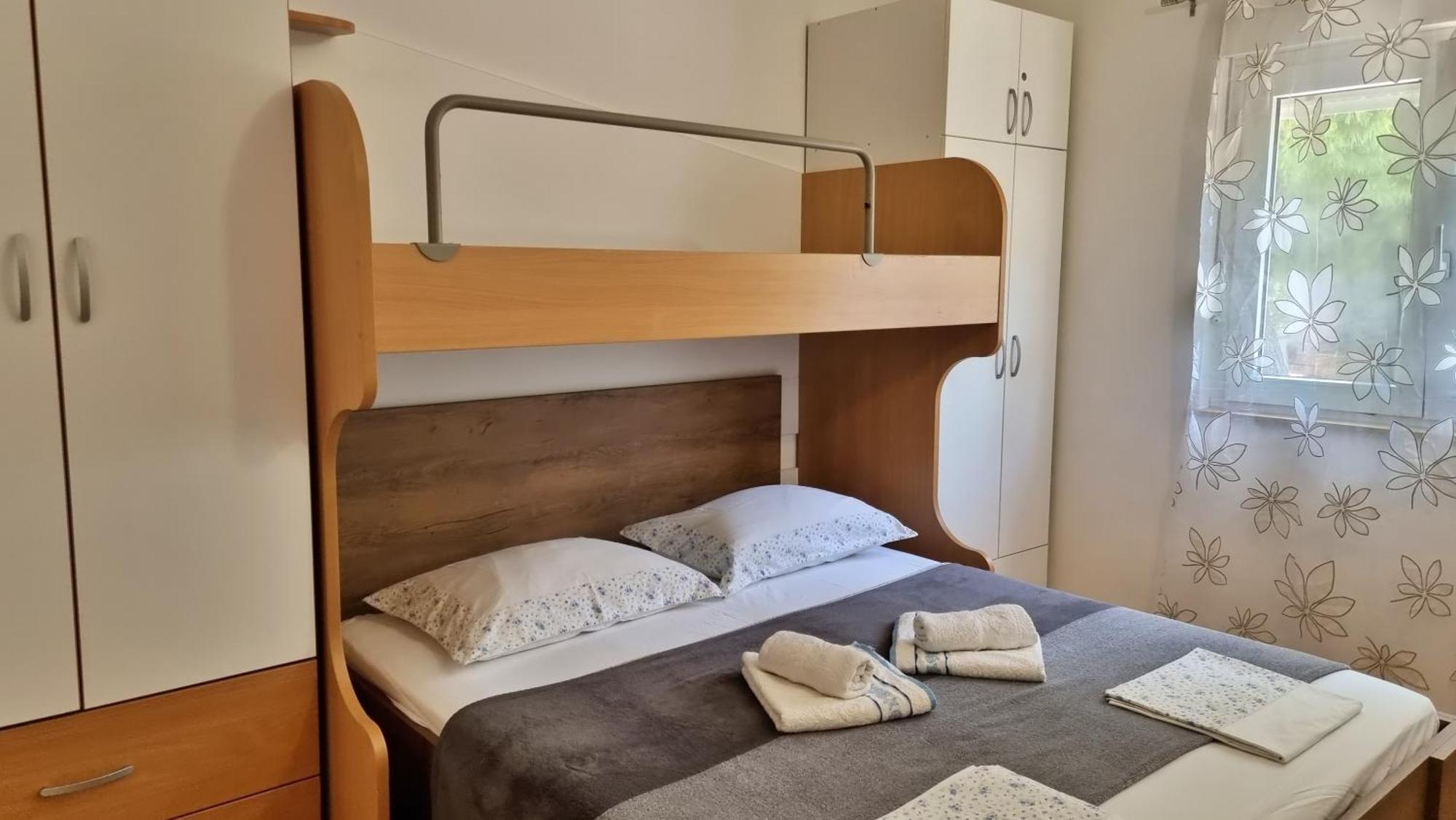 Apartments Gajo Omiš Habitación foto